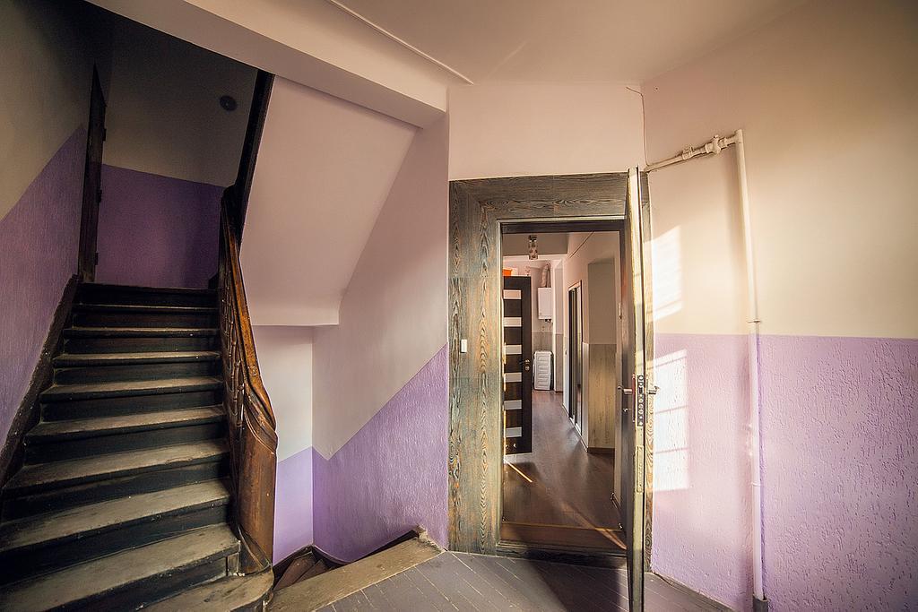 Apartments Zefir Lviv Exterior photo
